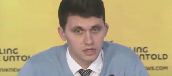 Директор интеграционного центра Миграция и закон Дмитрий Михайлов Директор интеграционного центра Миграция и закон Дмитрий Михайлов - Sputnik Таджикистан