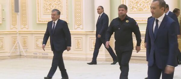 Глава Чечни Рамзан Кадыров 16 октября прибыл в Узбекистан с двухдневным визитом - Sputnik Таджикистан