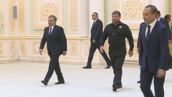 Глава Чечни Рамзан Кадыров 16 октября прибыл в Узбекистан с двухдневным визитом - Sputnik Таджикистан