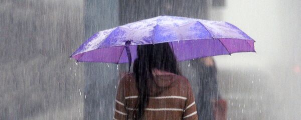 Дождь, архивное фото Дождь, архивное фото - Sputnik Тоҷикистон