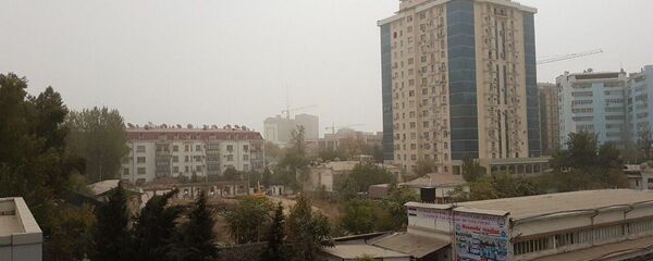 Пыльная буря в Душанбе - Sputnik Таджикистан