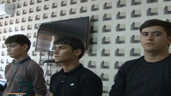 Стоп-кадр из видео следствия с обвиняемым в убийстве студента - Sputnik Таджикистан