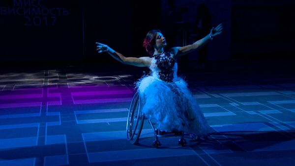 Конкурс красоты среди женщин на инвалидных колясках в Москве - Sputnik Таджикистан
