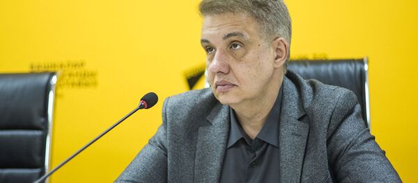политолог Игорь Шестаков - Sputnik Таджикистан