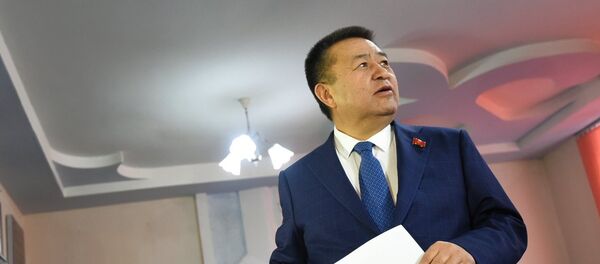 Спикер Жогорку Кенеша (парламента) Кыргызстана Чыныбай Турсунбеков, архивное фото Спикер Жогорку Кенеша (парламента) Кыргызстана Чыныбай Турсунбеков, архивное фото - Sputnik Таджикистан