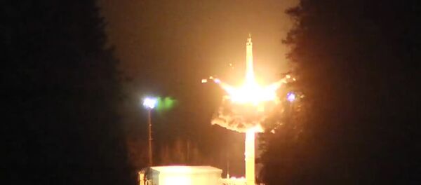 Пуски баллистических ракет на учениях Минобороны - Sputnik Тоҷикистон