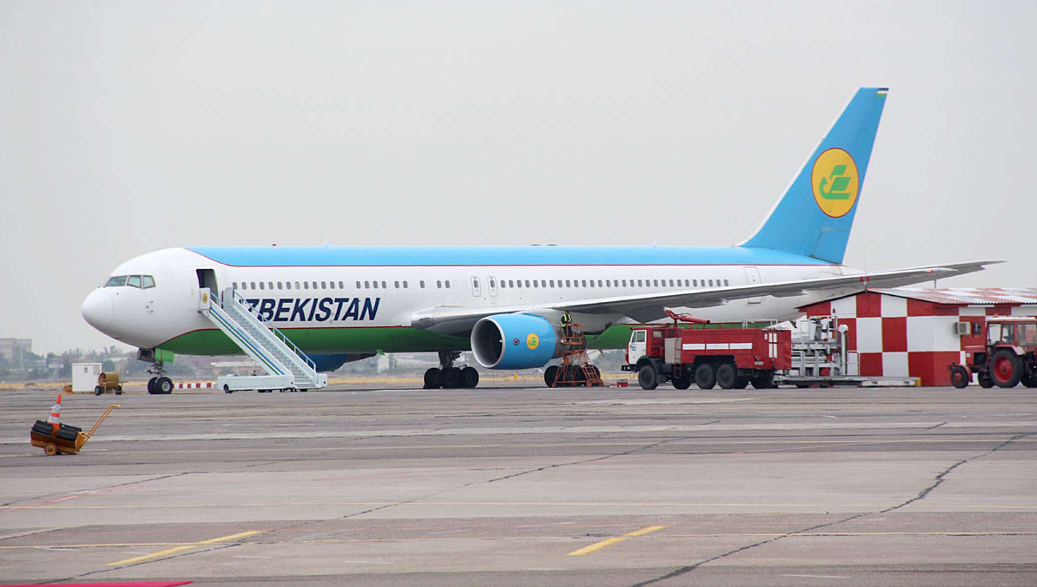 Самолеты узбекских авиалиний фото