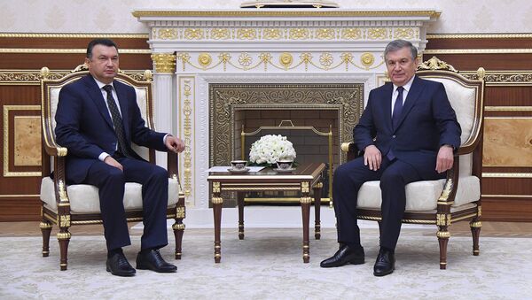 Президент Республики Узбекистан Шавкат Мирзиёев провел двусторонние встречи с Премьер-министром Таджикистана Кохиром Расулзода - Sputnik Тоҷикистон