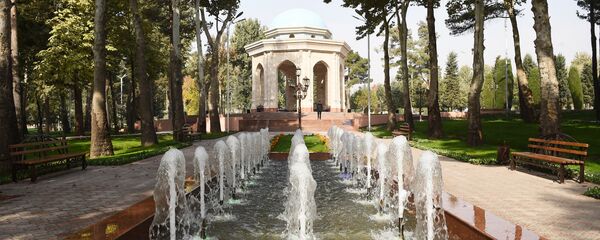 Парк культуры и отдыха имени Садриддина Айни после реконструкции Парк культуры и отдыха имени Садриддина Айни после реконструкции - Sputnik Таджикистан