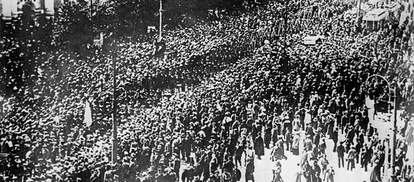 Октябрьская социалистическая революция, архивное фото Октябрьская социалистическая революция, архивное фото - Sputnik Таджикистан