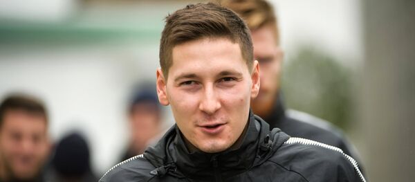 Полузащитник сборной России Далер Кузяев, архивное фото - Sputnik Таджикистан