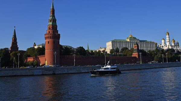 Московский Кремль и Москва-река, архивное фото - Sputnik Таджикистан