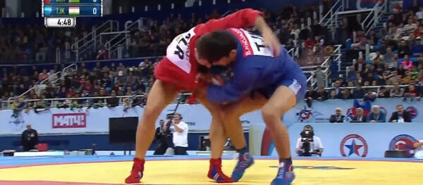 Бехруз Ходжазода стал чемпионом мира по спортивному и боевому самбо Бехруз Ходжазода стал чемпионом мира по спортивному и боевому самбо - Sputnik Тоҷикистон