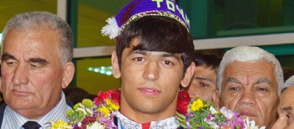 Пешвози Беҳрӯз Хоҷазода дар Тоҷикистон Пешвози Беҳрӯз Хоҷазода дар Тоҷикистон - Sputnik Тоҷикистон