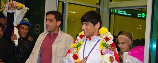 Ҷаҳонпаҳлавон Беҳрӯз Хоҷазода - Sputnik Тоҷикистон