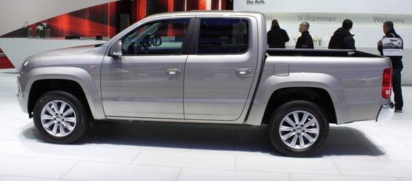 Автомобиль Amarok, архивное фото Автомобиль Amarok, архивное фото - Sputnik Тоҷикистон