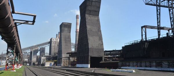 Завод по производству коксохимической продукции, архивное фото - Sputnik Таджикистан