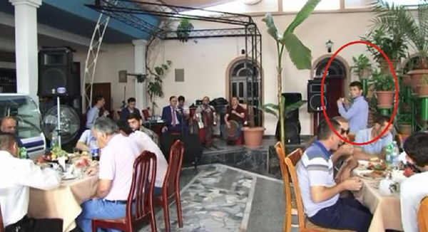 Экс-директор Нацбиблиотеки выставил фото сотрудников антикоррупции - Sputnik Тоҷикистон