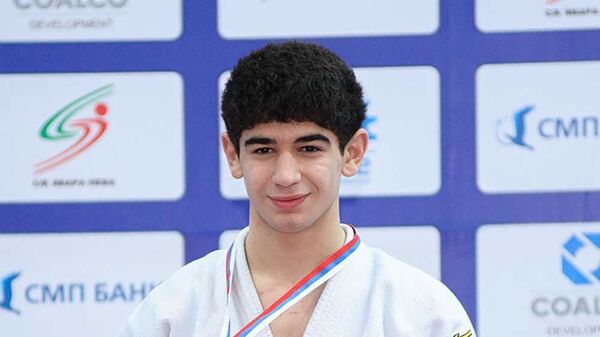 Махмадбек Махмадбеков - чемпион России по дзюдо в категории 66 кг среди юниоров - Sputnik Таджикистан