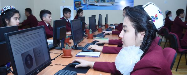 Школьники, архивное фото - Sputnik Таджикистан