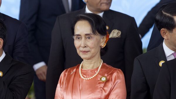 Аун Сан Су Чжи, архивное фото - Sputnik Тоҷикистон