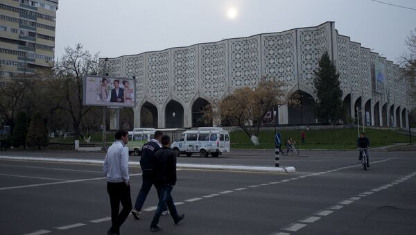 Пешеходы в Ташкенте, архивное фото - Sputnik Таджикистан