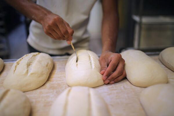Какой хлеб пекут в разных странах мира - Sputnik Таджикистан