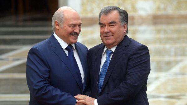 Президент Таджикистана Эмомали Рахмон и президент Беларуси Александр Лукашенко - Sputnik Таджикистан