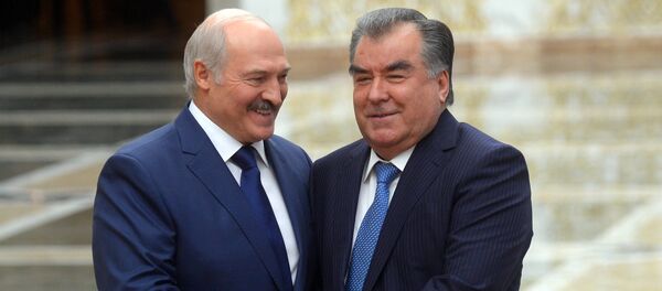 Президент Таджикистана Эмомали Рахмон и президент Беларуси Александр Лукашенко - Sputnik Таджикистан