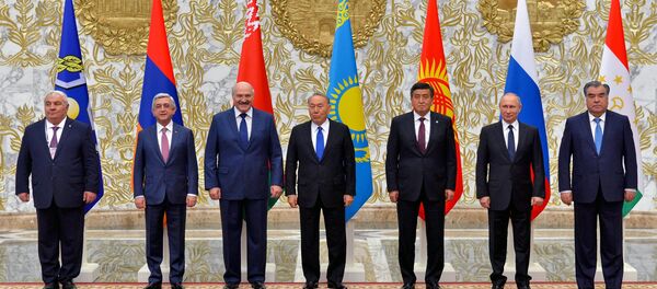 Рабочий визит президента РФ В. Путина в Минск - Sputnik Таджикистан