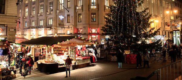 Рождественская ярмарка, архивное фото Рождественская ярмарка, архивное фото - Sputnik Таджикистан