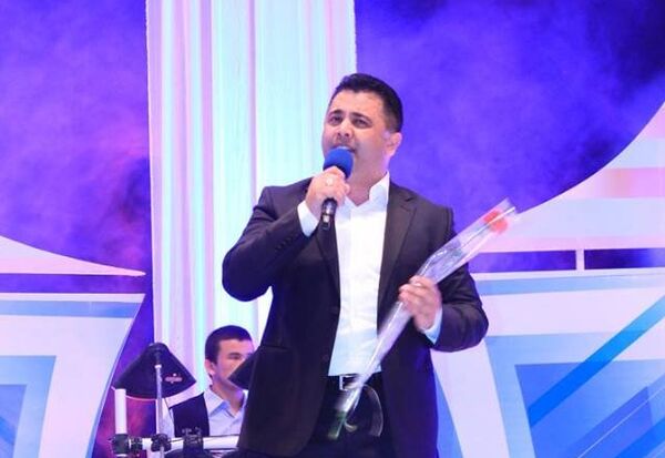 Ҳунарманди тоҷик Эркин Одинаев Ҳунарманди тоҷик Эркин Одинаев - Sputnik Тоҷикистон