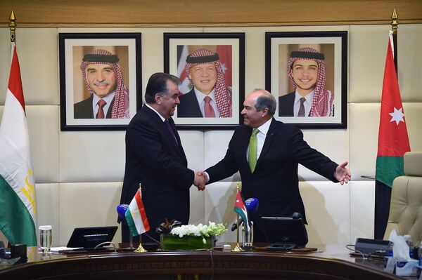 Президент РТ Эмомали Рахмон и премьер-министр Иордании Хани Фавзи ал-Мулки - Sputnik Таджикистан