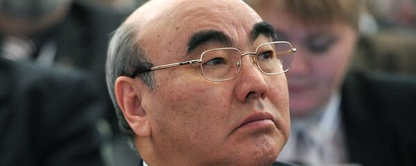 Бывший президент Кыргызстана Аскар Акаев, архивное фото - Sputnik Тоҷикистон