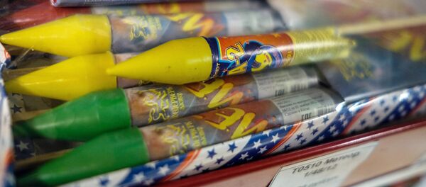 Продажа пиротехники, архивное фото - Sputnik Тоҷикистон