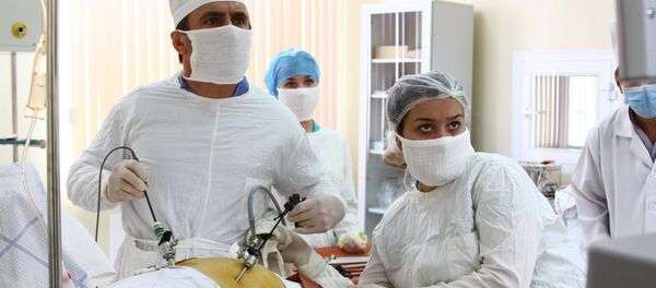 В военном госпитале 201 РВБ впервые провели сложную лапароскопическую операцию - Sputnik Таджикистан