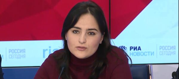 Студентка Умеда Ошурбекова Студентка Умеда Ошурбекова - Sputnik Тоҷикистон