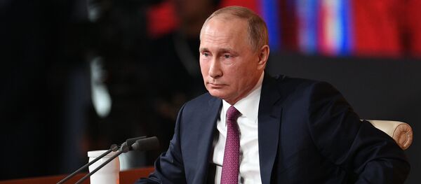 Ежегодная большая пресс-конференция президента РФ Владимира Путина - Sputnik Таджикистан