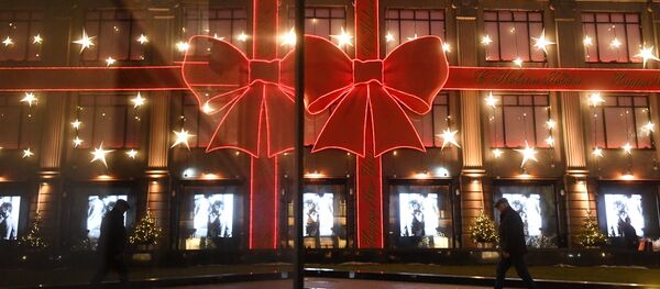 Новогодняя иллюминация в Москве, архивное фото - Sputnik Таджикистан