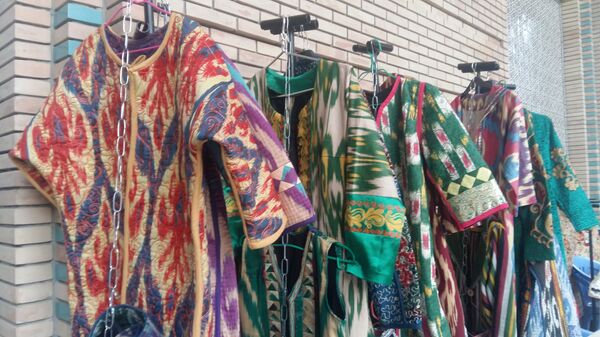 Таджикская ярмарка ремесел в Душанбе, архивное фото Таджикская ярмарка ремесел в Душанбе, архивное фото - Sputnik Таджикистан