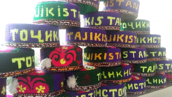 Таджикская ярмарка ремесел в Душанбе, архивное фото Таджикская ярмарка ремесел в Душанбе, архивное фото - Sputnik Таджикистан