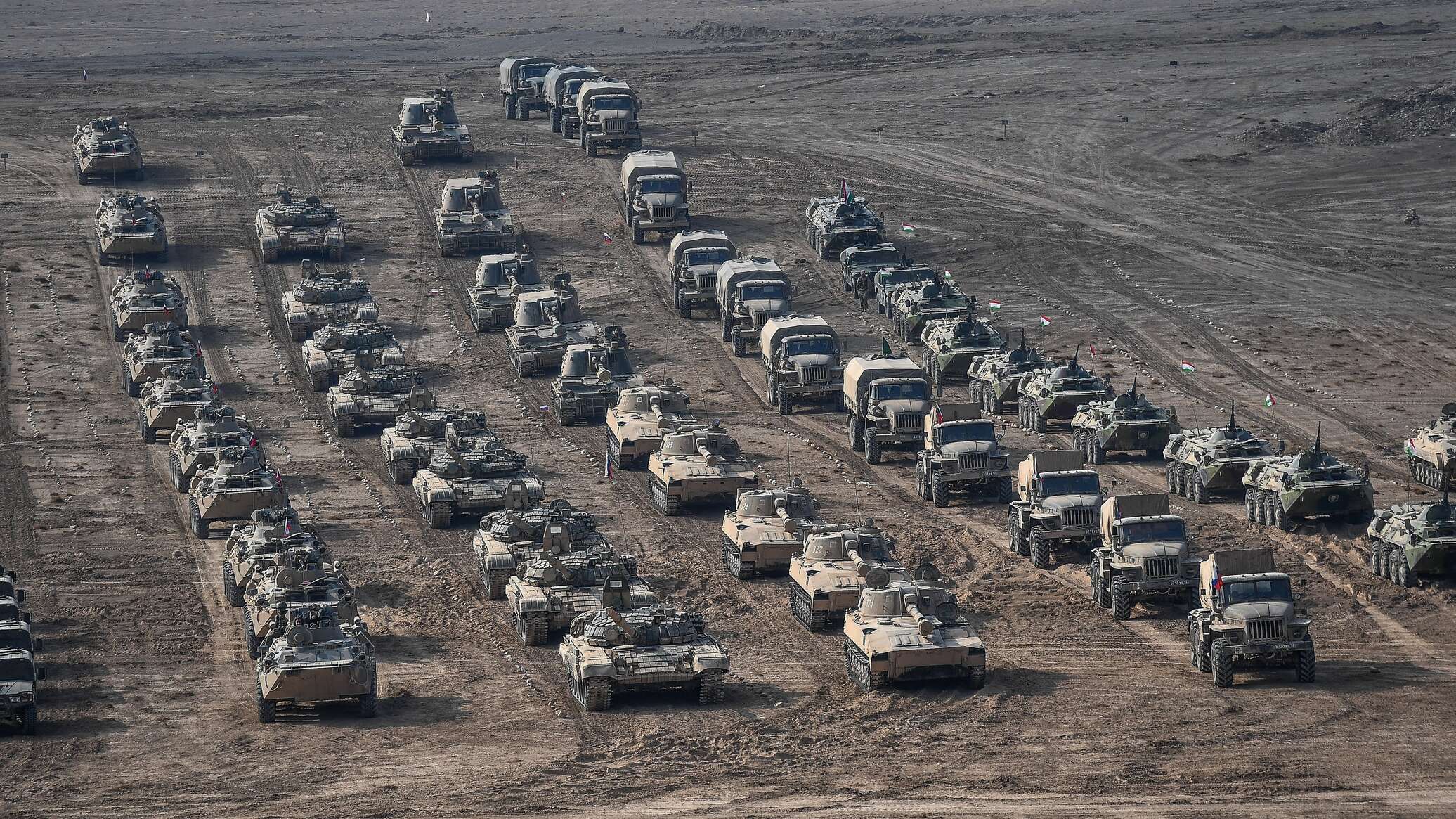 Военные техники Таджикистане граница