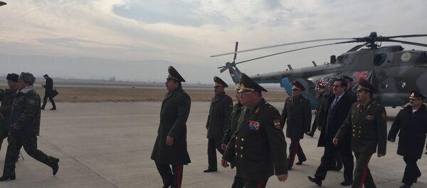 Передача военной техники Республике Таджикистан от российской стороны - Sputnik Тоҷикистон