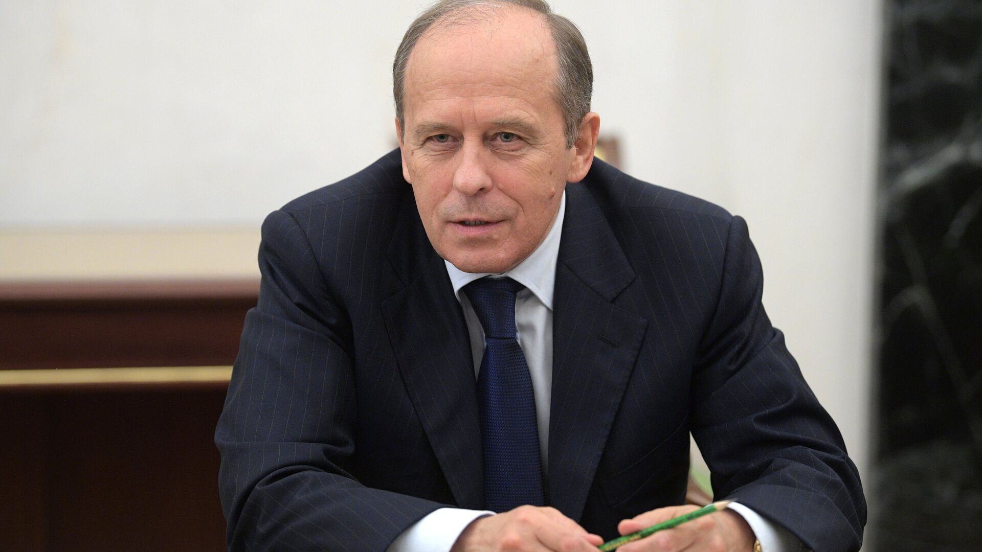 Бортников: США и Британия создают "пояс нестабильности" у южных границ СНГ