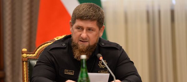 Глава Чеченской Республики Рамзан Кадыров, архивное фото Глава Чеченской Республики Рамзан Кадыров, архивное фото - Sputnik Тоҷикистон