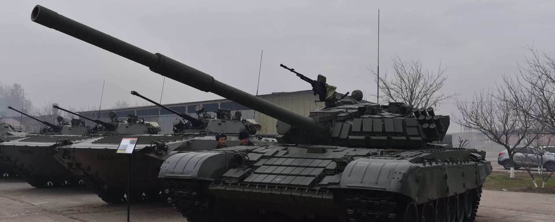 Передача военной техники Республике Таджикистан от российской стороны - Sputnik Тоҷикистон, 1920, 05.09.2021