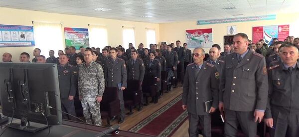 Тамошои паёми раисҷумҳур ба Маҷлиси Олӣ Тамошои паёми раисҷумҳур ба Маҷлиси Олӣ - Sputnik Тоҷикистон