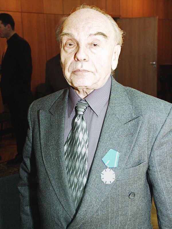 Композитор Владимир Шаинский, архивное фото Композитор Владимир Шаинский, архивное фото - Sputnik Таджикистан