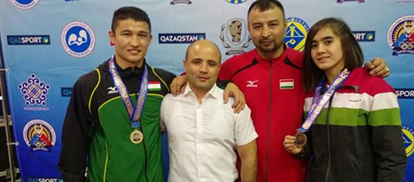 Таджикские боксеры выиграли две медали на турнире в Казахстане Таджикские боксеры выиграли две медали на турнире в Казахстане - Sputnik Таджикистан