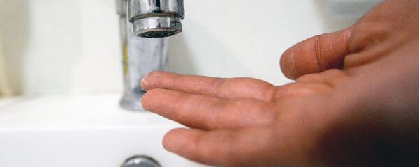 Кран в ванной комнате, архивное фото - Sputnik Таджикистан